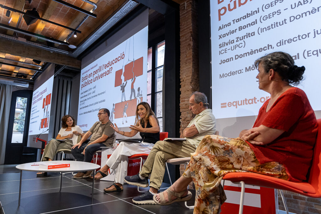 Reivindiquem l'educació. Està en perill l'educació pública universal?